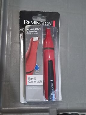 Remington Red and Black Nose, Ear & Brow Trimmer